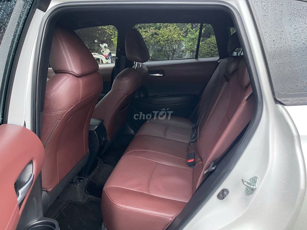 Toyota Corolla Cross 2021 1.8G, xe gia đình. Mua bán Ô tô tại Quận Tân Phú Tp Hồ Chí Minh được đăng bởi Thành Nam Toyota  hình 9