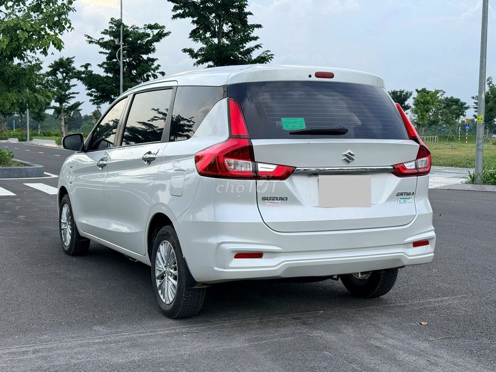 Suzuki Ertiga 2021 Механика Белый 7 мест 47982 км