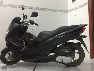 Muốn bán xe tay ga pcx màu đen, sử dụng 2017. Mua bán Xe máy tại   được đăng bởi Long