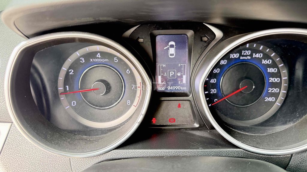 Hyundai Elantra 2015 1.8 AT - 94000 km. Mua bán Ô tô tại Quận Tân Phú Tp Hồ Chí Minh được đăng bởi Thế Anh hình 6