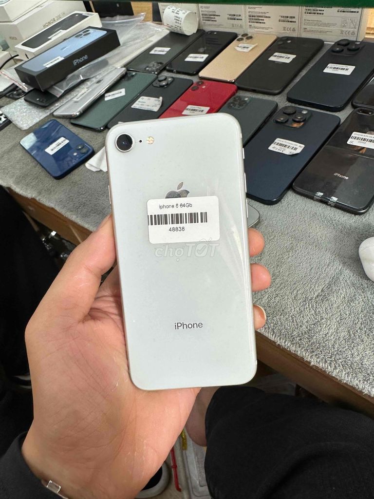 iPhone 8 64GB trắng quốc tế