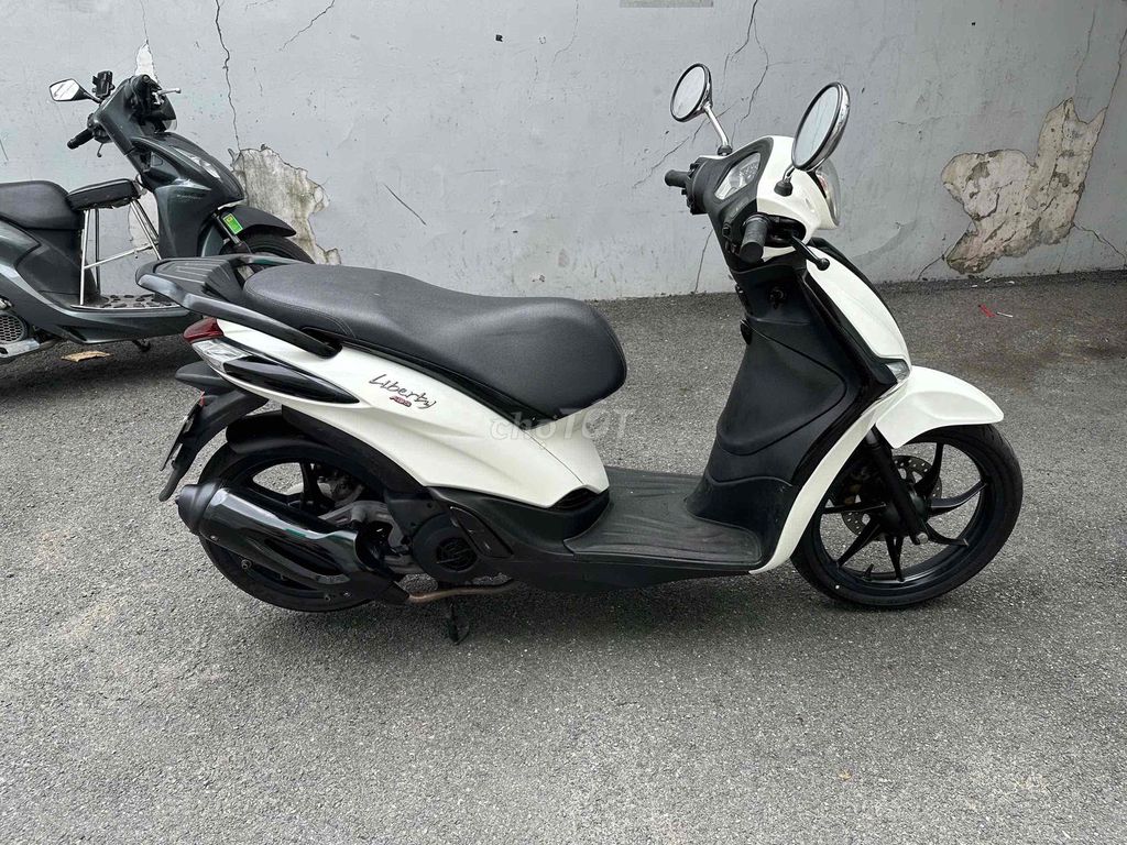 Piaggio Liberty 2015 ABS Белый Вьетнам