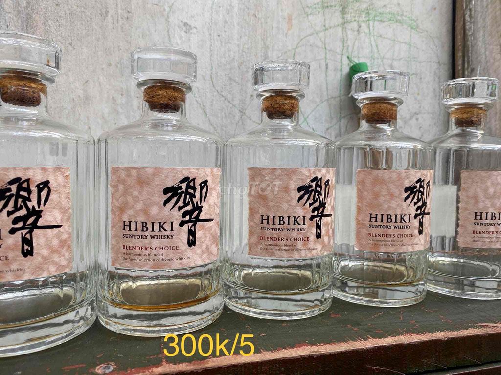 vỏ chai rượu ngoại hibiki