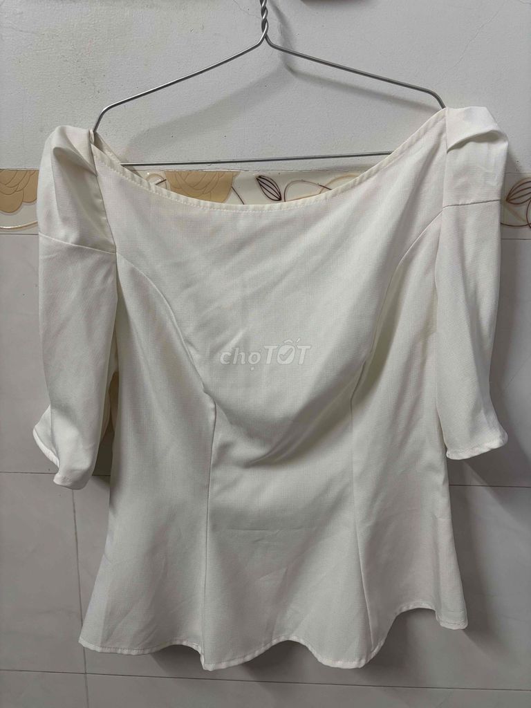 Áo voan Nữ Voan Trắng Size S Đã qua sử dụng. Mua bán Quần áo tại Huyện Lấp Vò Đồng Tháp được đăng bởi Su Mol hình 1