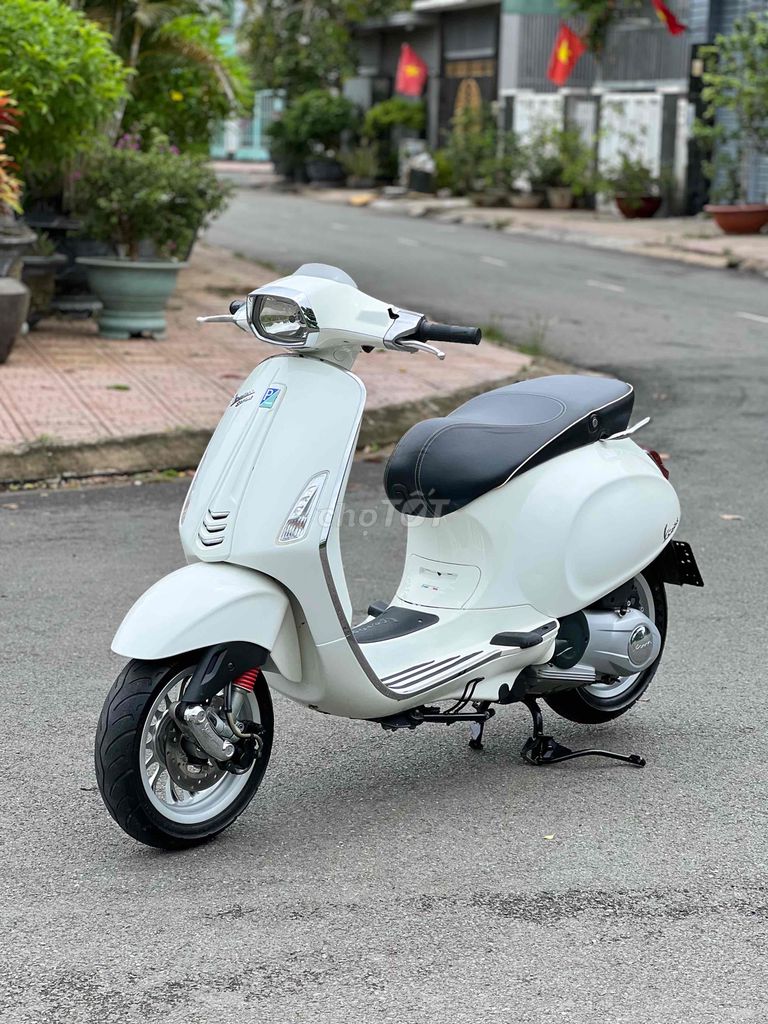 Vespa Spirnt 125 Trắng Đen 2015 Bao Ra Biển 60 🎉🎉🎉. Mua bán Xe máy tại Thành phố Biên Hòa Đồng Nai được đăng bởi Xe Máy Phát Đồng hình 6