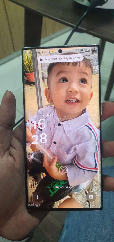 Samsung Galaxy S22 Ultra Đen Đã sử dụng. Mua bán Điện thoại tại Quận 12 Tp Hồ Chí Minh được đăng bởi Trưởng hình 1