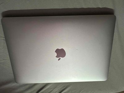 kẹt tiền cần bán macbook đang dùng. Mua bán Laptop tại Thị xã Bến Cát Bình Dương được đăng bởi Trần Long