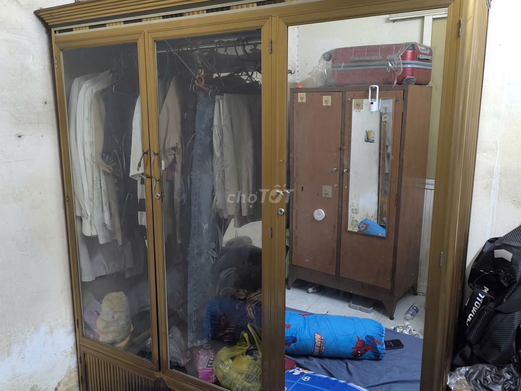 Thanh lý tủ quần áo nhôm kính 3 cánh . Mua bán Tủ, kệ gia đình tại Quận 7 Tp Hồ Chí Minh được đăng bởi Văn An Nguyễn hình 1