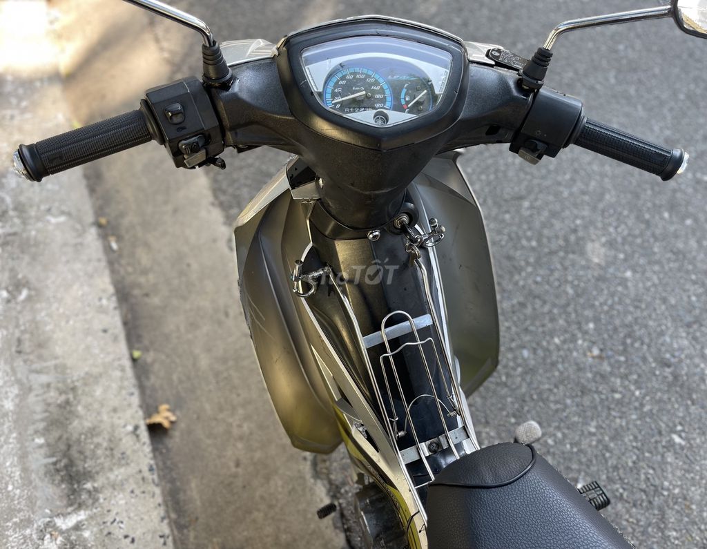 Giao lưu hoặc bán Sirius. Mua bán Xe máy tại Thành phố Vũng Tàu Bà Rịa - Vũng Tàu được đăng bởi Tunanh Le hình 4