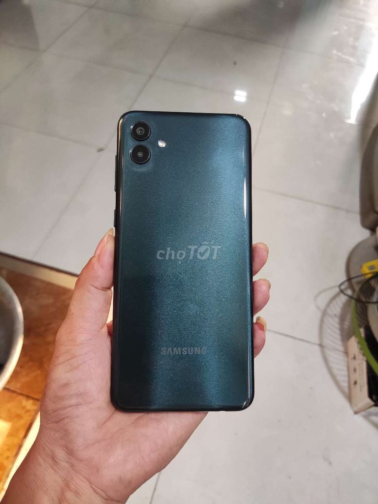 Samsung Galaxy A04 Xanh đen Đã sử dụng. Mua bán Điện thoại tại Thành phố Thuận An Bình Dương được đăng bởi Uy Tính Là Vàng  hình 1