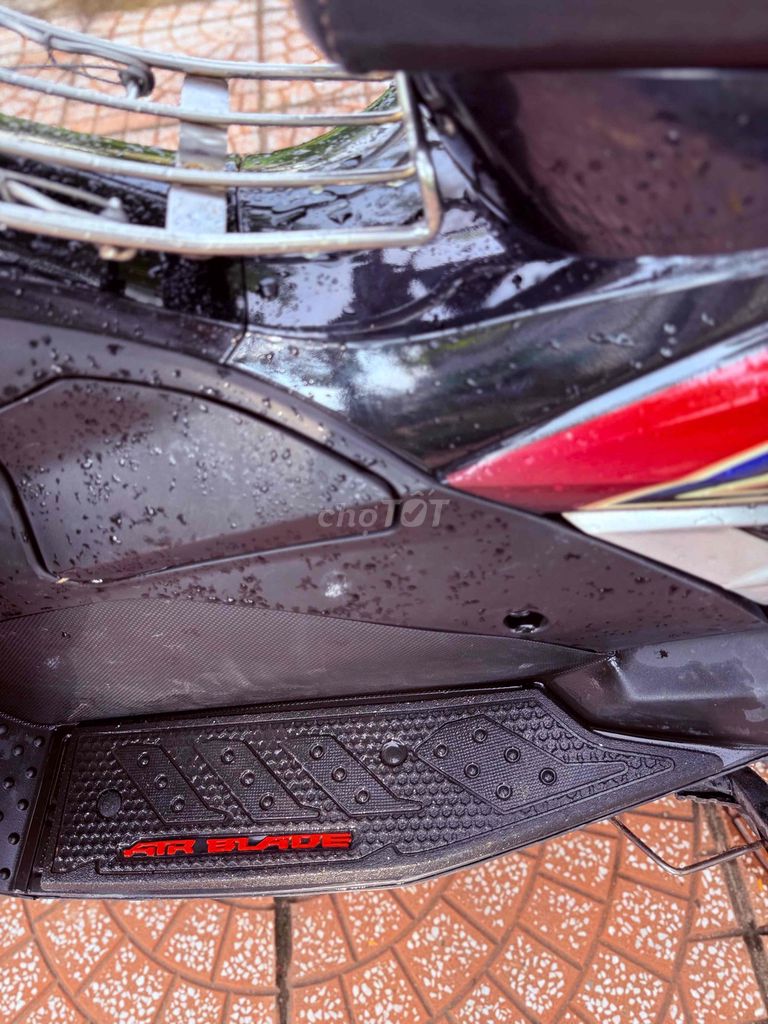 🛵Honda Air Blade 110 Máy Zin Êm Cực Kì Ngon. Mua bán Xe máy tại Huyện Phong Điền Cần Thơ được đăng bởi Danh Hà hình 11