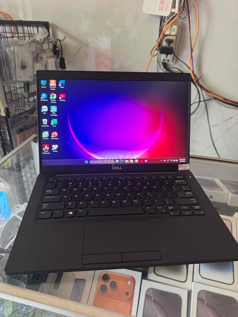 Dell latitude 7390 nhỏ gọn nhẹ 1.2kg. Mua bán Laptop tại Thành phố Buôn Ma Thuột Đắk Lắk được đăng bởi Tiến BMT47 hình 1
