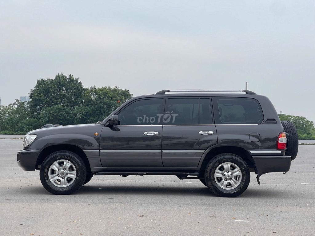 Toyota Land Cruiser 2004 GX.R 4.5 chất xe sưu tầm. Mua bán Ô tô tại Quận Thanh Xuân Hà Nội được đăng bởi Vạn Phát  Auto hình 2