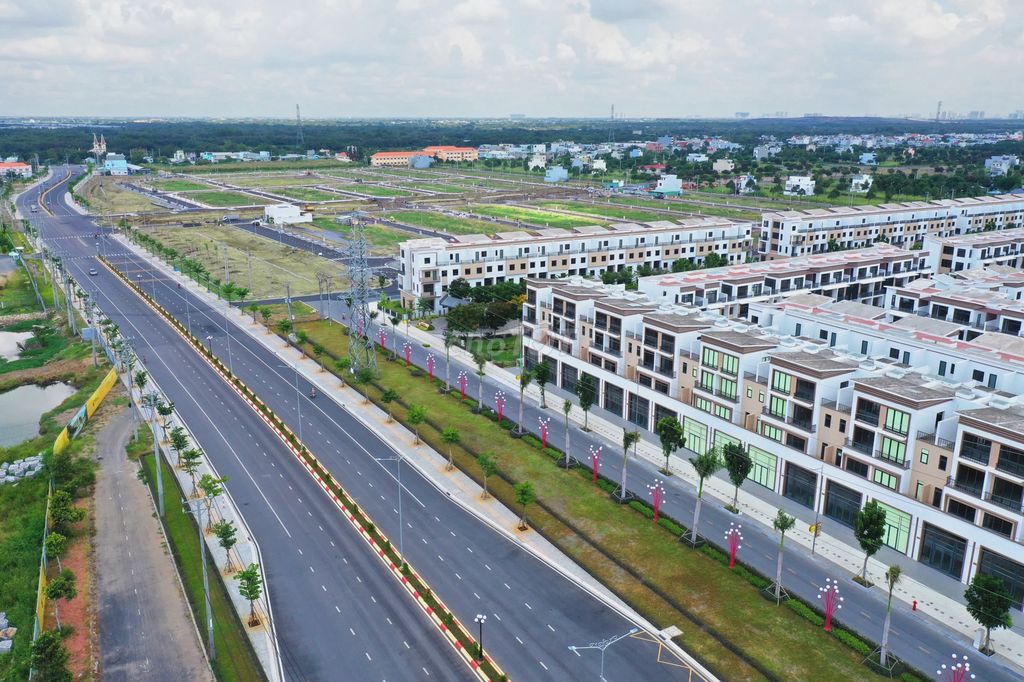 Đất Nền Sổ Đỏ Liền Kề Phú Mỹ Hưng, Chỉ 2,64 tỷ/nền - Ngân hàng HT 70%. Mua bán Đất tại Huyện Cần Giuộc Long An được đăng bởi Minh Phạm hình 5