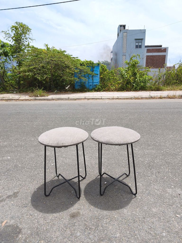 Bàn cà phê tròn vải kim loại. Mua bán Bàn ghế tại Quận Ngũ Hành Sơn Đà Nẵng được đăng bởi Đồ Cũ TTpro hình 1