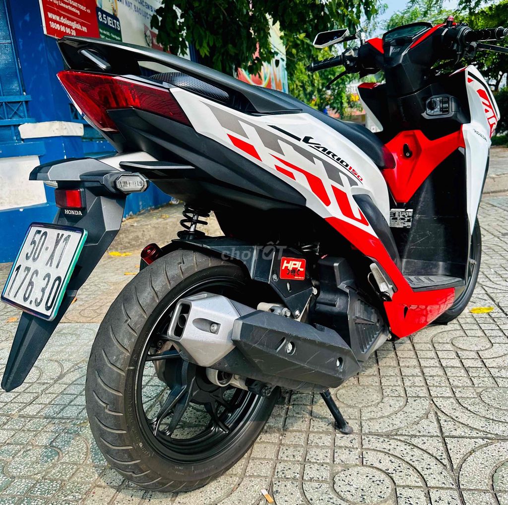 Honda Vario 150 2020 красно-белый