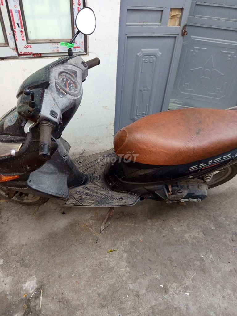 Xe máy. Mua bán Xe máy tại Quận Hoàng Mai Hà Nội được đăng bởi Hải lê hình 2