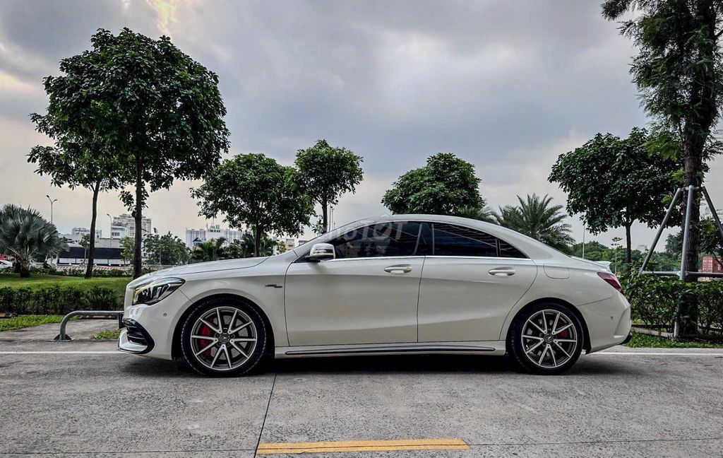 Mercedes Benz CLA Class 2016 CLA 45 AMG 4MATIC. Mua bán Ô tô tại Quận 12 Tp Hồ Chí Minh được đăng bởi LÊ ĐÌNH CƯỜNG hình 3