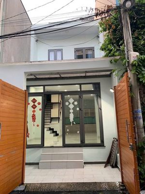 Cho thuê nhà nguyên căn KDC Hồng Long, HBP Thủ Đức, 2PN, sát QL13