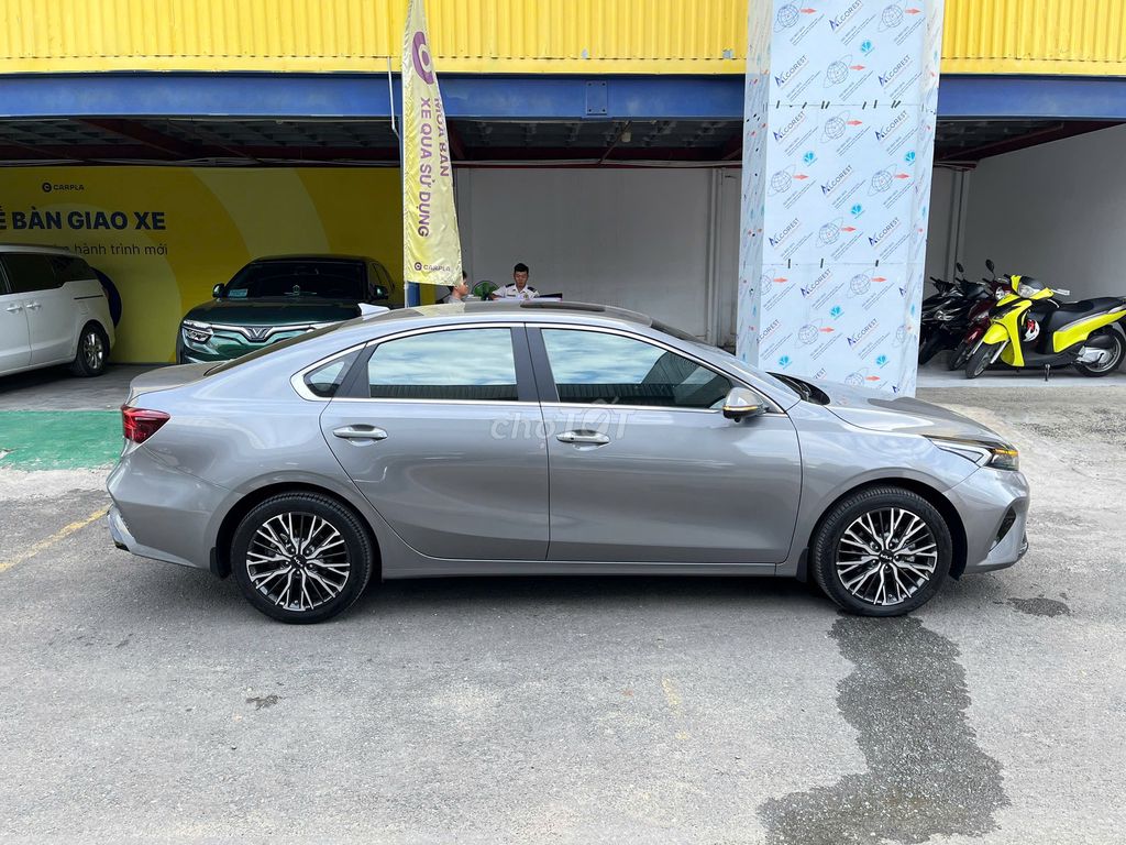KIA K3 2.0 PREMIUM 2024 GIA ĐÌNH LƯỚT ĐẸP VAY 75%. Mua bán Ô tô tại Quận 5 Tp Hồ Chí Minh được đăng bởi Hiếu hình 8