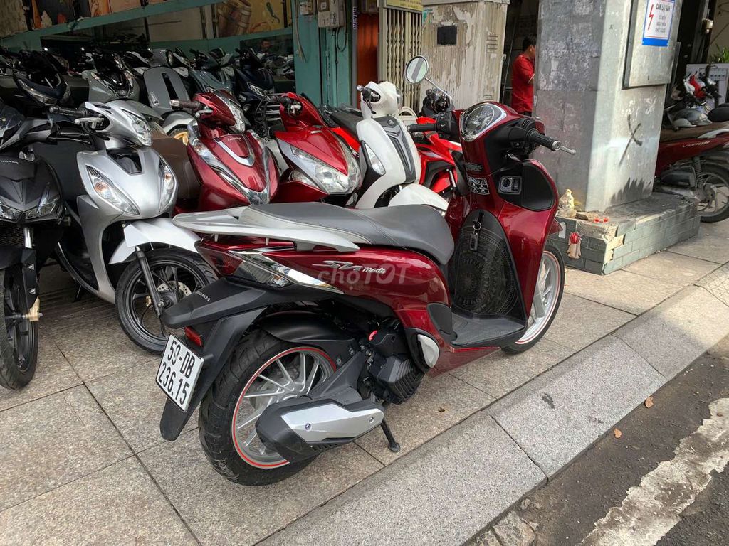 Honda SH Mode 2025 Красный Новый 99%