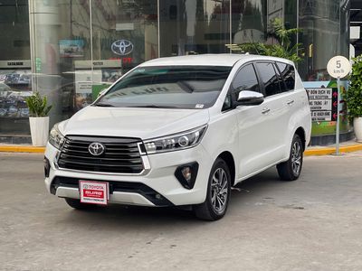 Toyota Innova 2022 - 104000 km