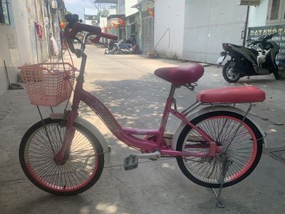 Xe đạp nữ màu hồng không dùng cần bán