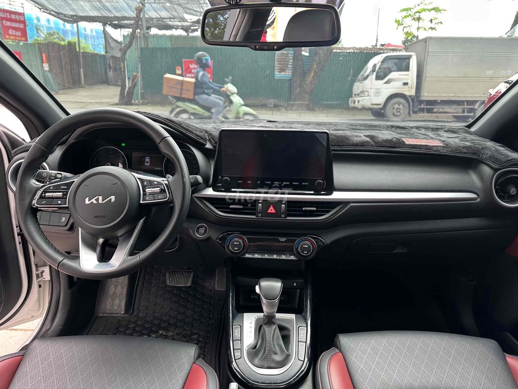 Kia K3 2024 Premium 2.0 AT - 23000 km. Mua bán Ô tô tại Quận Long Biên Hà Nội được đăng bởi Bùi Đình Thông hình 10