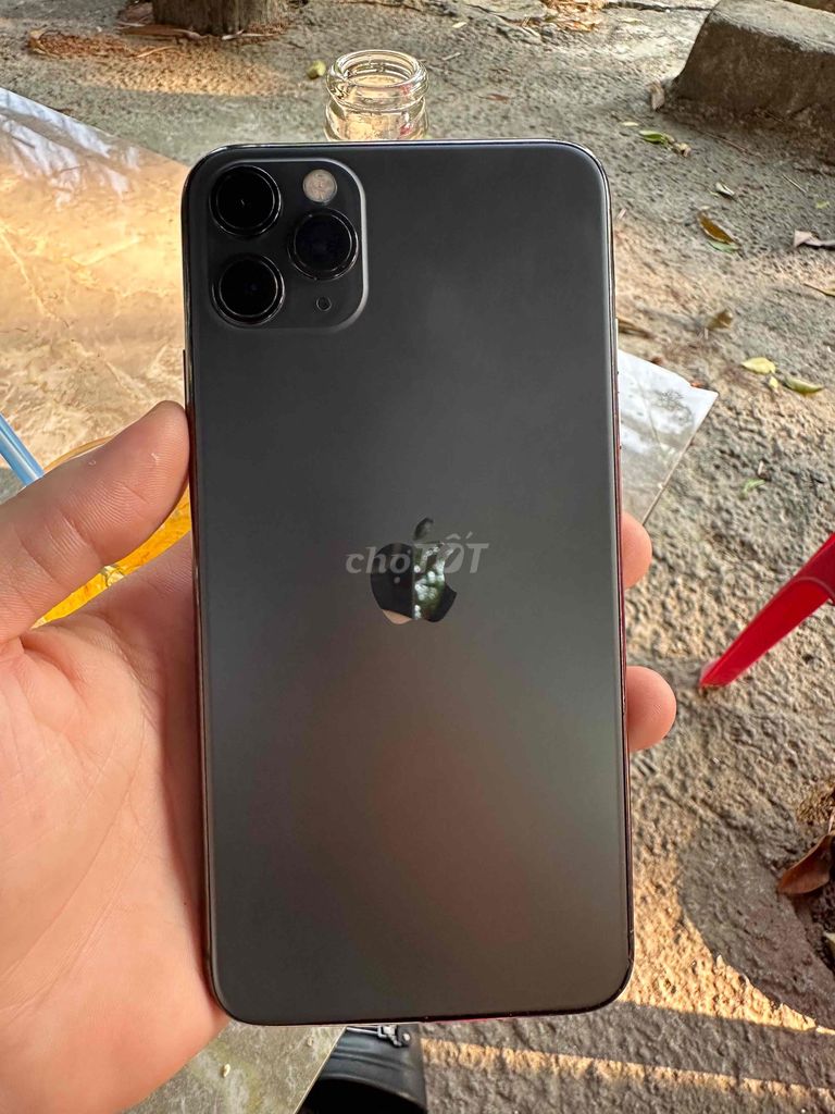Apple iPhone 11 Pro Max Xám. Mua bán Điện thoại tại Huyện Hòa Vang Đà Nẵng được đăng bởi Văn Tùng hình 1