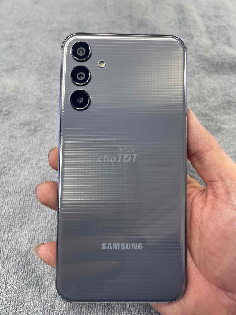 Samsung M15 5G. Mua bán Điện thoại tại Quận 4 Tp Hồ Chí Minh được đăng bởi Tuấn hình 1