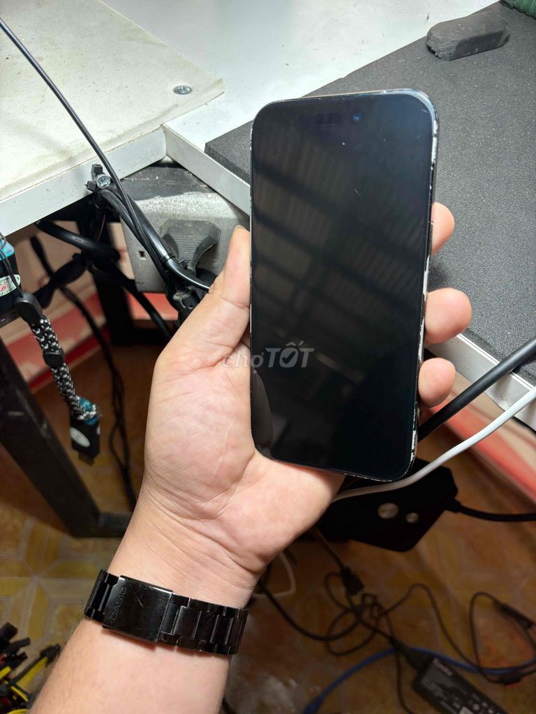 Apple iPhone 15 Đen Đã qua sử dụng. Mua bán Điện thoại tại Huyện Vũng Liêm Vĩnh Long được đăng bởi Tấn Đào hình 1