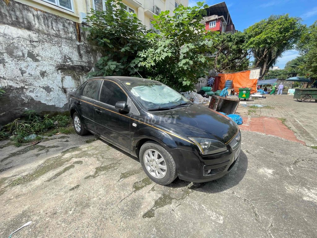 Черный Ford Focus, с пробегом