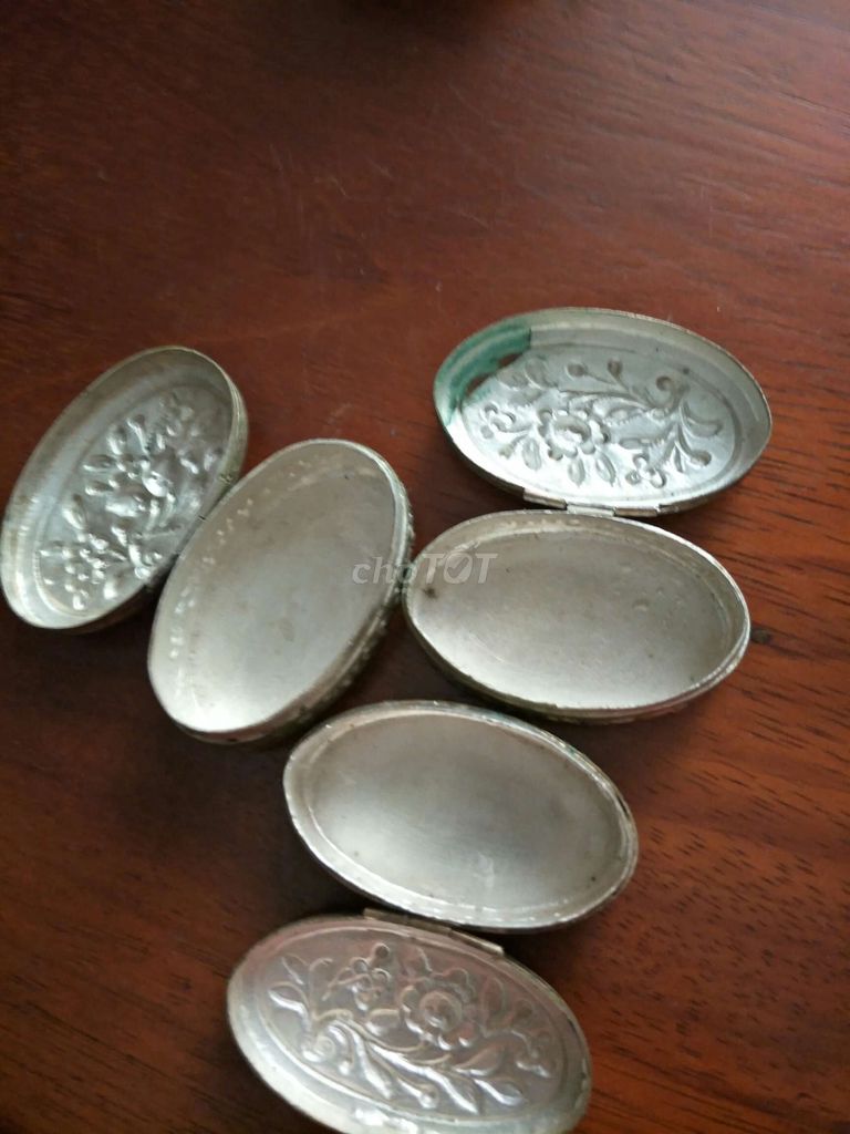 0916257864 - Hộp bạc đựng trang sức của người Việt xưa