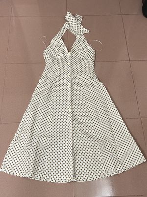 Váy đầm Zara size S-M (<52-55kg) (giá gốc 1tr3)