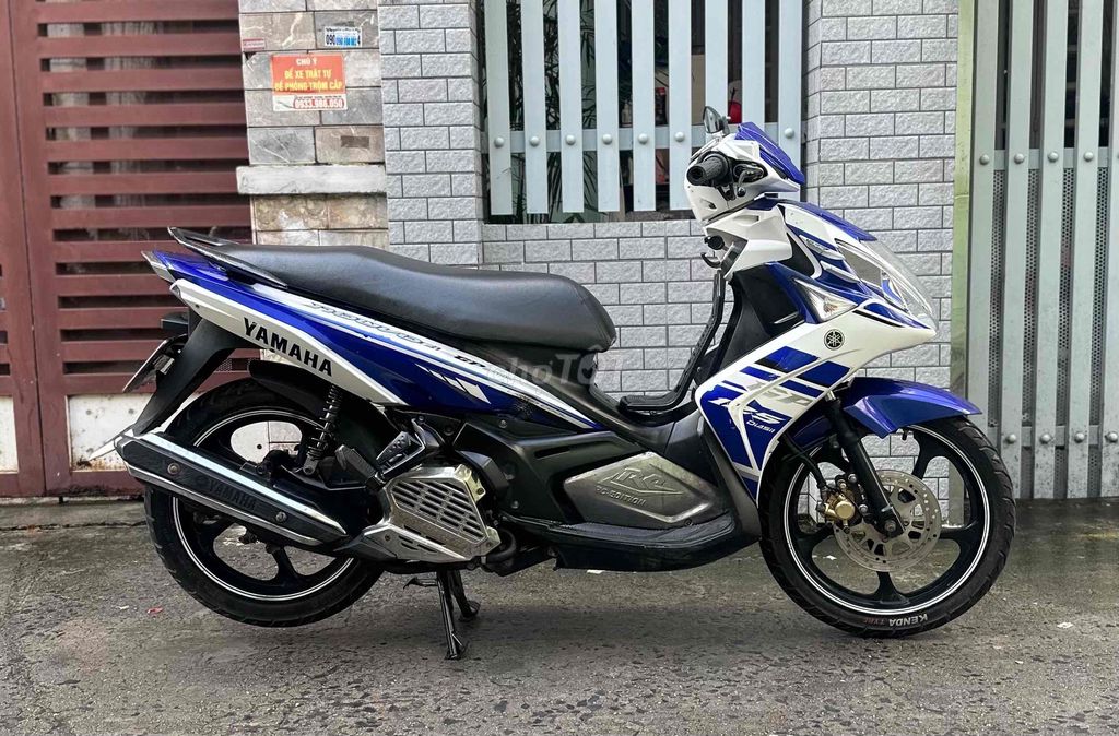 No5 đẹp, máy êm thì thầm bao vọt. Mua bán Xe máy tại Quận 8 Tp Hồ Chí Minh được đăng bởi Quân  hình 4