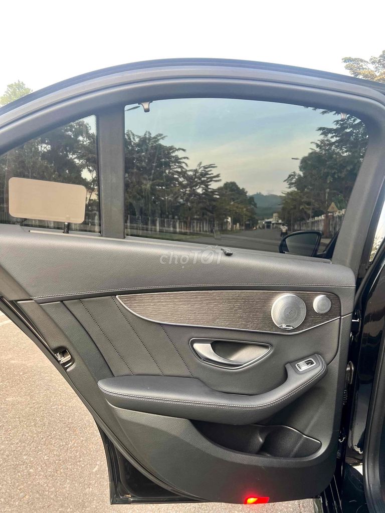 Mercedes Benz C Class 2019 C 300 AMG - 93000 km. Mua bán Ô tô tại Huyện Bù Đăng Bình Phước được đăng bởi nguyễn văn tiến hình 18