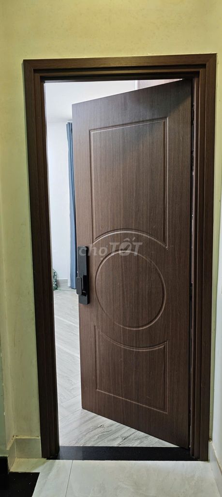 Дом 1/ Куанг Чунг, район Уэст-Холл Тонг (рядом с CoopMart), размеры 5,5 м x 14 м