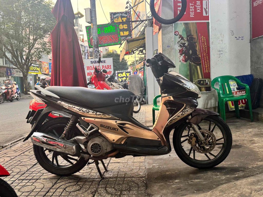 Suzuki Hayate màu Nâu vàng. Mua bán Xe máy tại Quận Tân Phú Tp Hồ Chí Minh được đăng bởi Lê Hoàng hình 8
