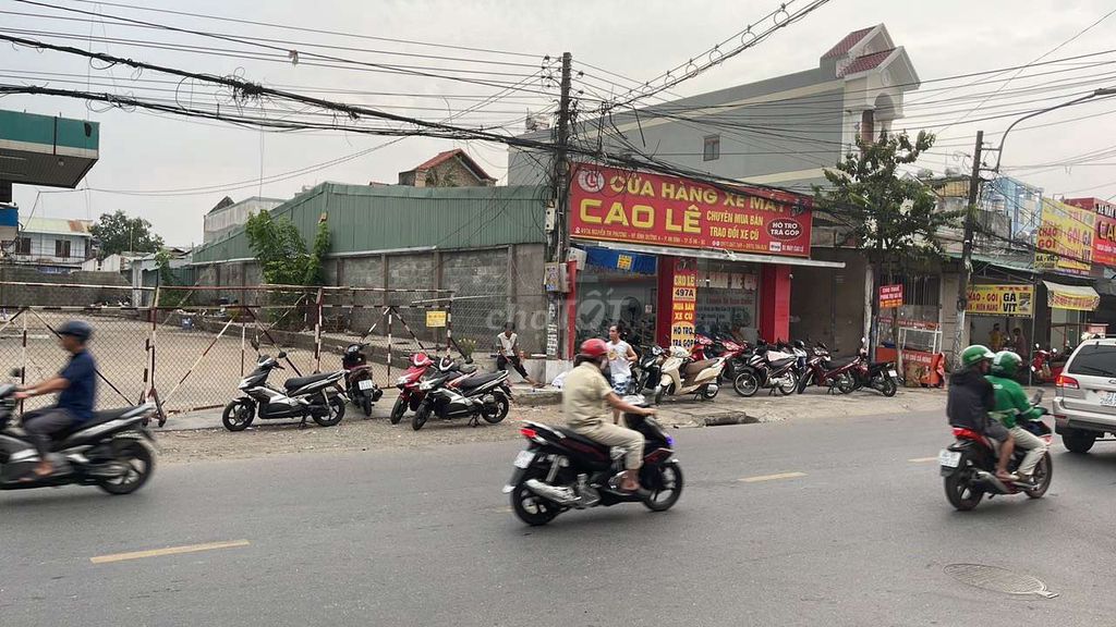 Cho thuê đất 1000m2 mặt tiền đường quốc lộ Nguyễn Tri Phương, An Bình