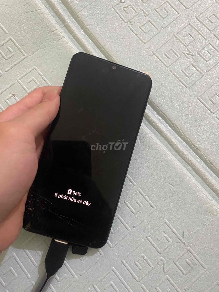 cần bán nhanh máy samsung. Mua bán Điện thoại tại Quận Nam Từ Liêm Hà Nội được đăng bởi Hoang vu Quang Huy hình 1