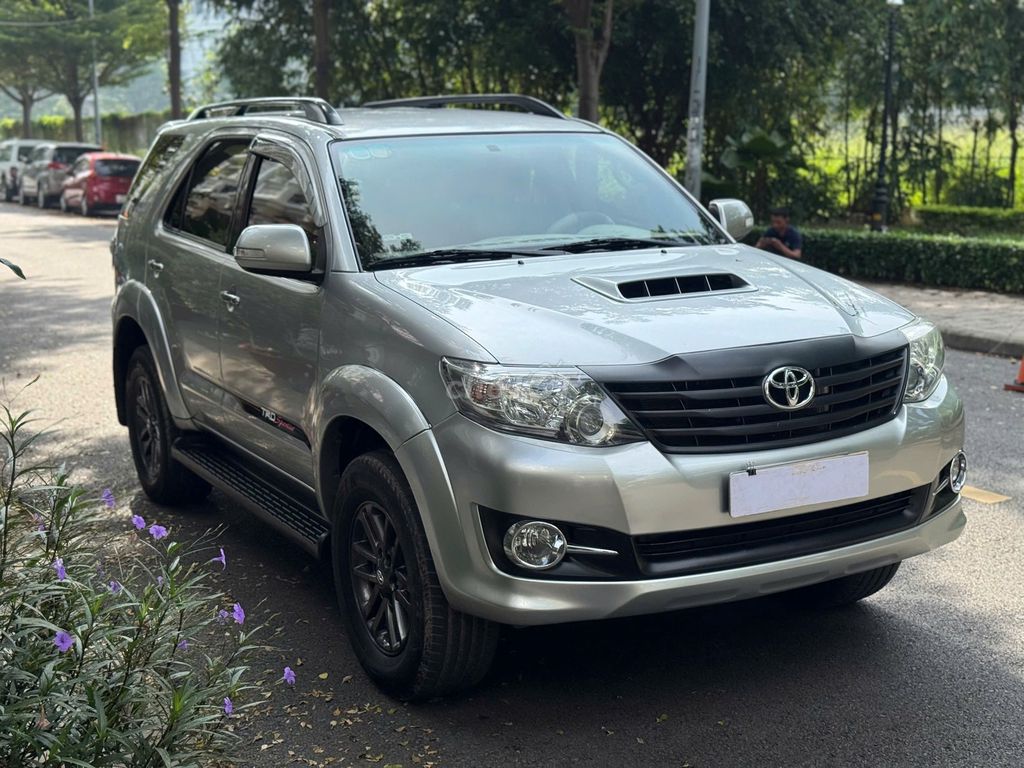 CẦN BÁN NHANH TOYOTA FORTUNER 2016 2.4G. Mua bán Ô tô tại Quận Gò Vấp Tp Hồ Chí Minh được đăng bởi Chợ Xe Ô Tô 362 Xe Chất uy Tín hình 3