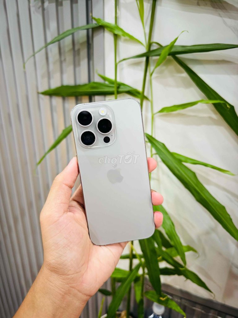 iPhone 15 Pro 256G Quốc Tế Full. Mua bán Điện thoại tại Quận Thanh Khê Đà Nẵng được đăng bởi New Phone hình 1