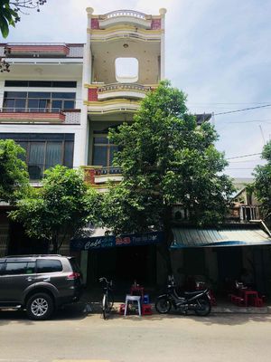 CHO THUÊ NHÀ NGUYÊN CĂN – PHÙ HỢP KINH DOANH NHIỀU LĨNH VỰC. Cho thuê văn phòng, mặt bằng kinh doanh tại Thành phố Qui Nhơn Bình Định được đăng bởi Nguyễn Hữu Tri