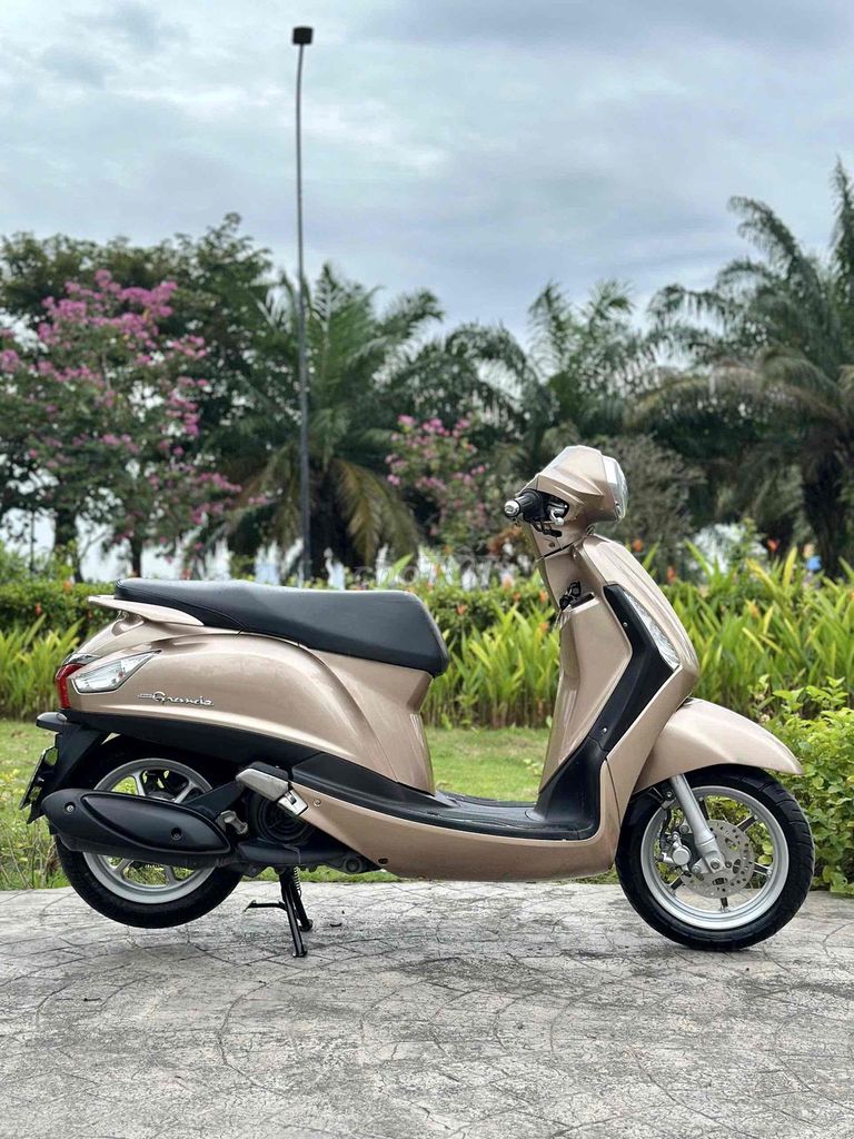 Yamaha Grande 2016 Máy Zin Êm Xe Đẹp Bao Chất. Mua bán Xe máy tại Quận 12 Tp Hồ Chí Minh được đăng bởi Anna Nguyen hình 4