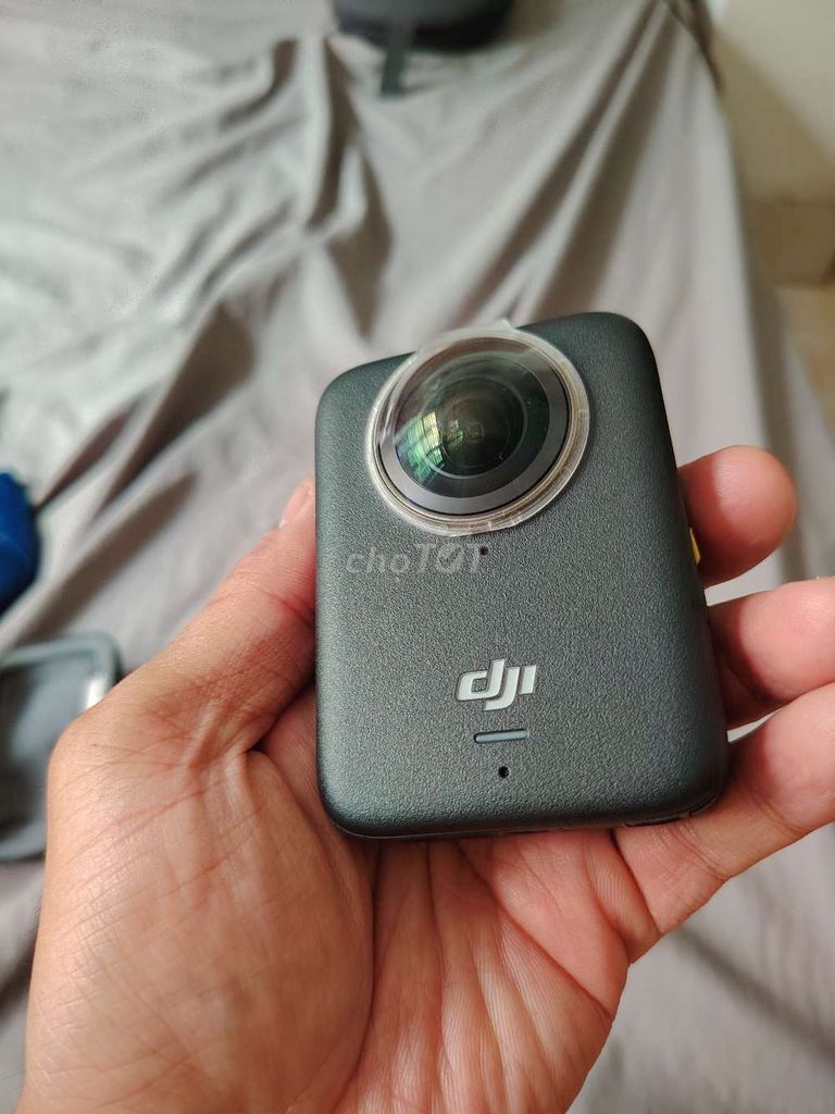Máy quay phim DJI Osmo Đen. Mua bán Máy ảnh, Máy quay tại Quận Long Biên Hà Nội được đăng bởi Lê Đông Hưng hình 1