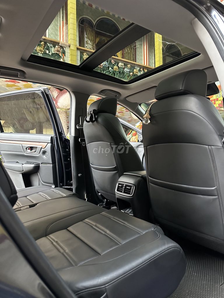 Honda CR V 2020  - 39000 km. Mua bán Ô tô tại Quận 1 Tp Hồ Chí Minh được đăng bởi Cẩm Tú hình 3