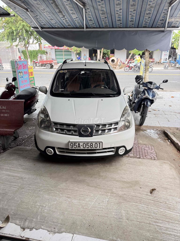 Nissan Grand livina 2011 1.8 AT - 120000 km. Mua bán Ô tô tại Thành phố Sa Đéc Đồng Tháp được đăng bởi Tuấn cầm Đồ hình 10