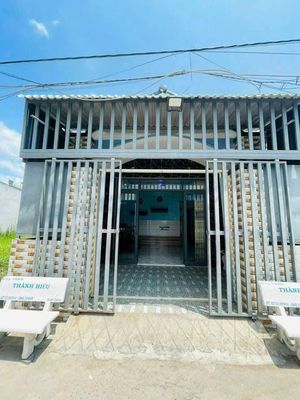 Bán gấp nhà cấp 4 đường Nguyễn Thị Lắng, Củ Chi, 810 triệu, có Sổ Hồng