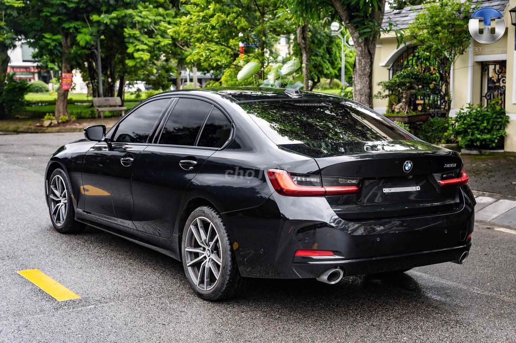 BMW 3 Series 2023 320i Sport Line - 1v3 km. Mua bán Ô tô tại Quận Long Biên Hà Nội được đăng bởi H3T Auto Việt Nam hình 15