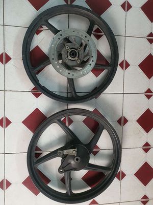 Cặp bánh mâm đĩa lõm gắn future neo kim, future 2. Mua bán Phụ tùng xe tại Quận Ninh Kiều Cần Thơ được đăng bởi Lê Thành Phát 